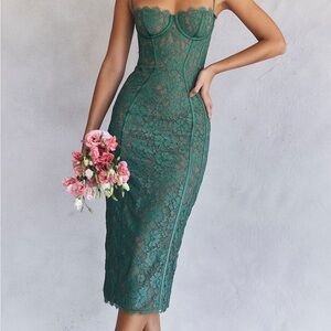 House of CB Green Bodycon Midi Dress Sweetheart Neckline